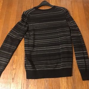 Claiborne sweater